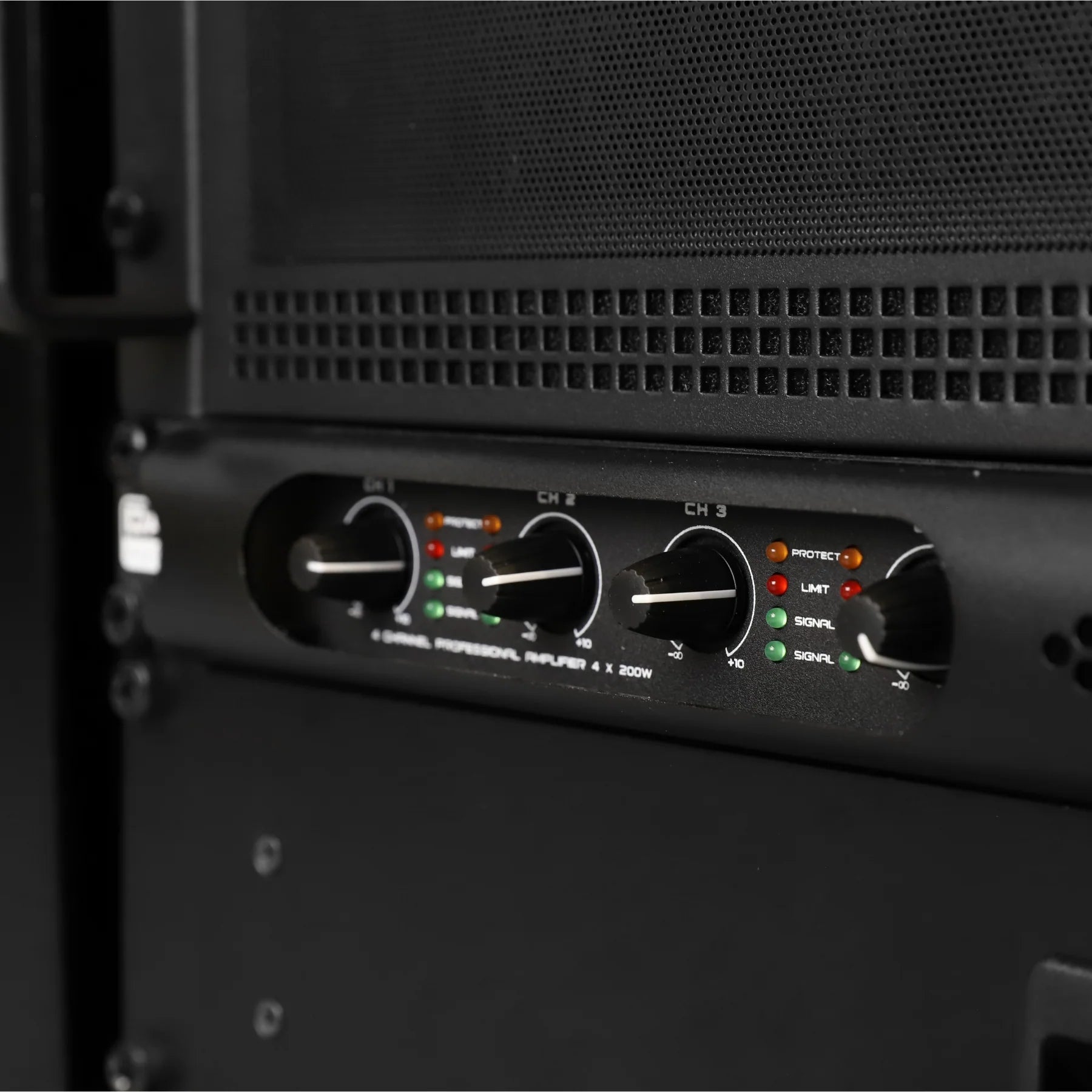 Authentics BWT Alpine A524 F1 Team Simulator