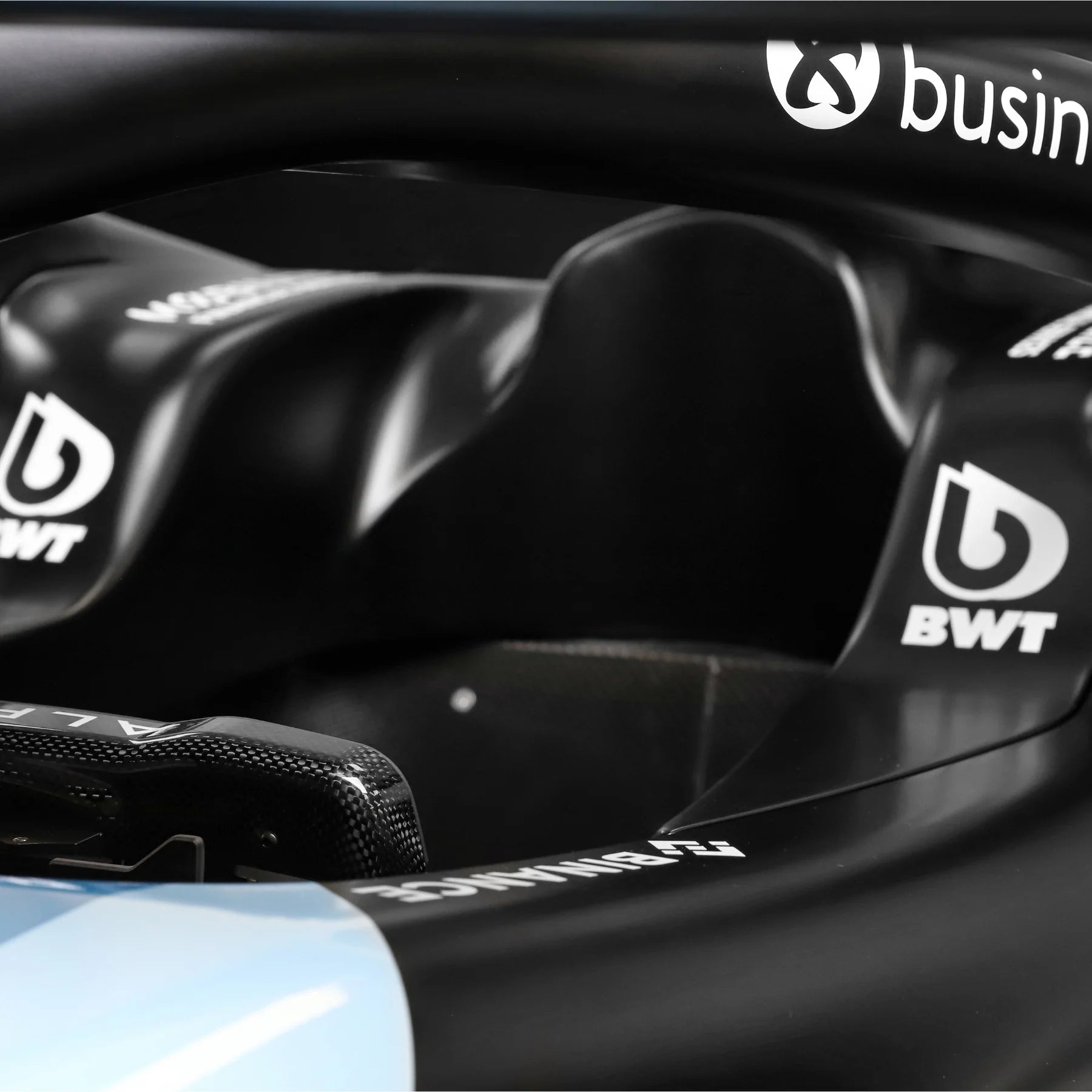 Authentics BWT Alpine A524 F1 Team Simulator