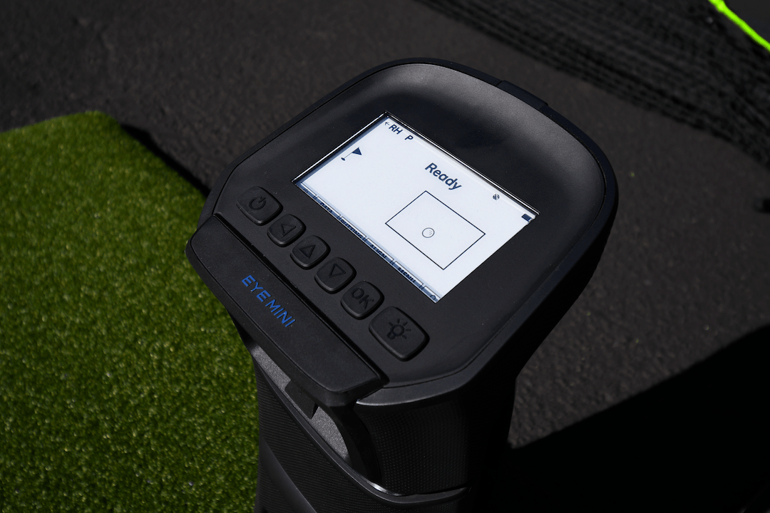 Uneekor Eye Mini SwingBay Golf Simulator
