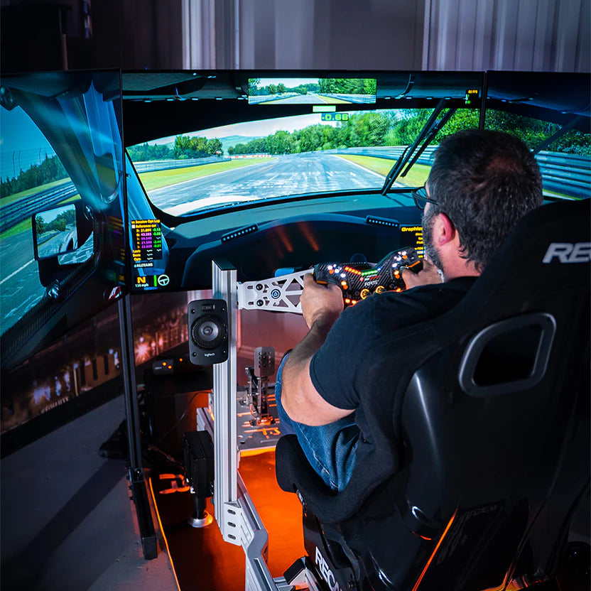 Professional Racing Simulator Using Projector Simulator Showroom – Simulator Showroom