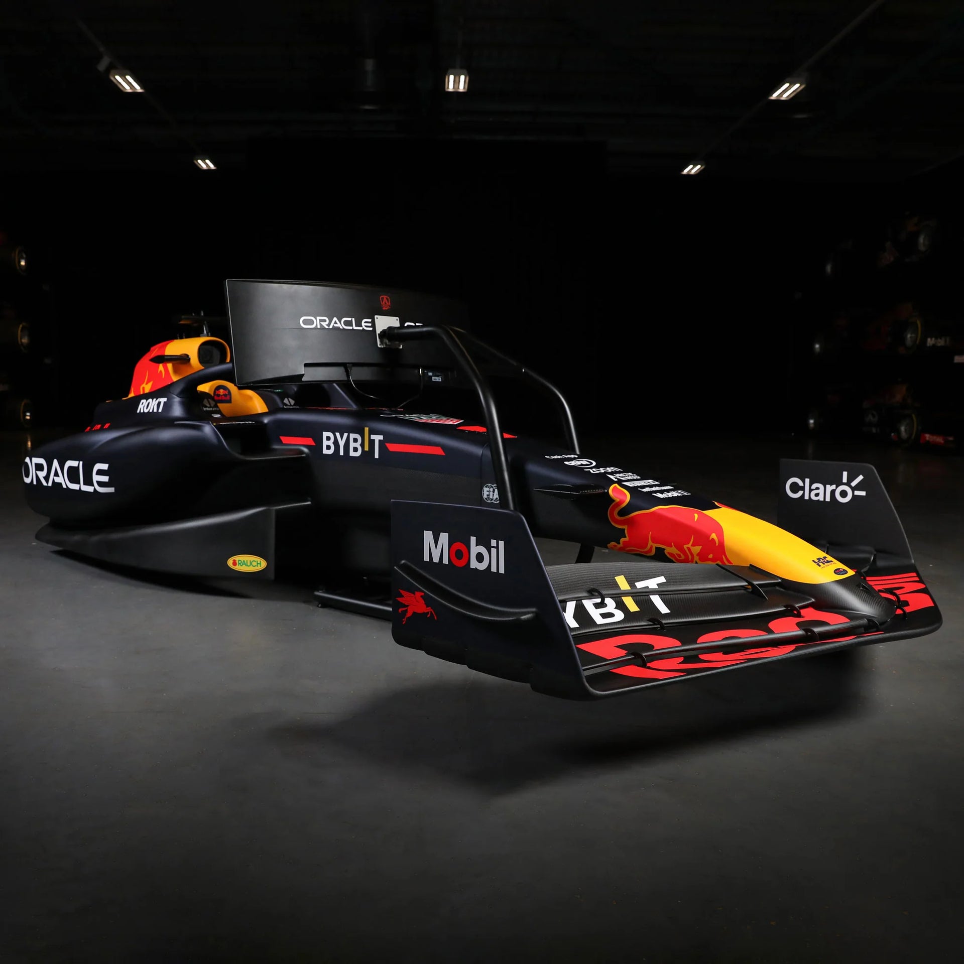 RB19-Motion-Simulator_1_1.webp